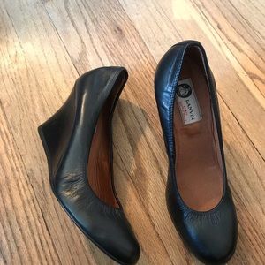 Black Lanvin Paris boutique wedges